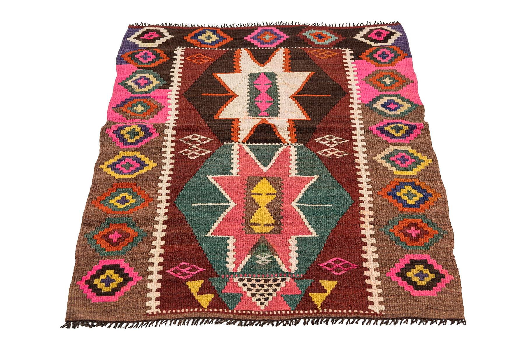 Kars kilim rug