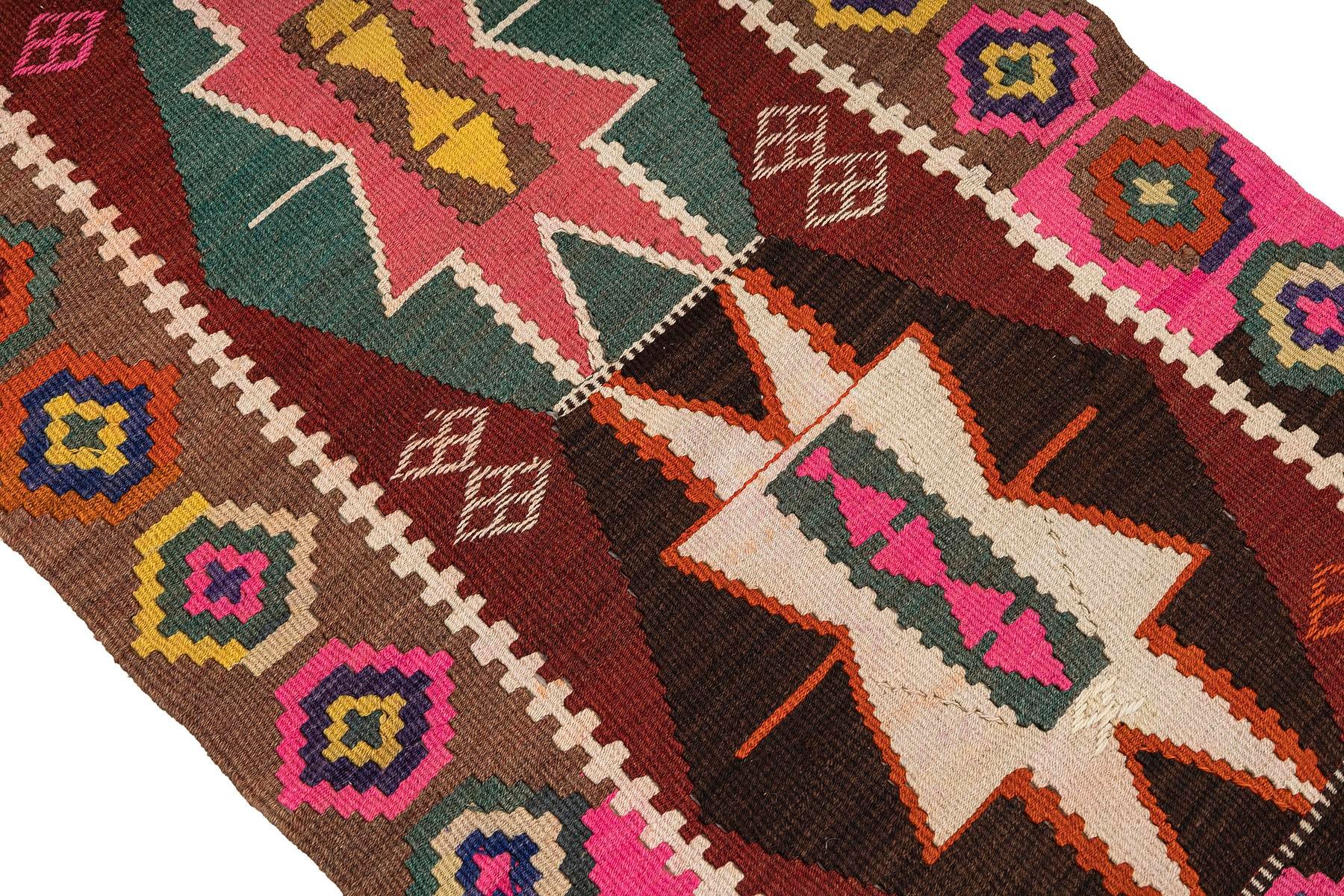 Kars kilim rug