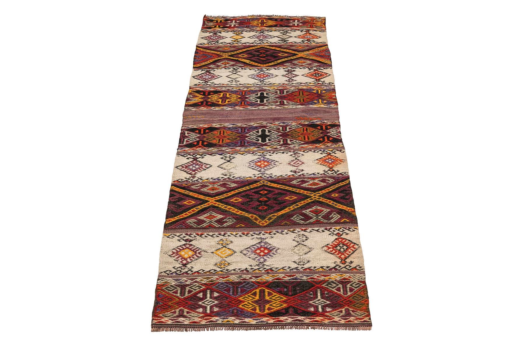 Kars kilim rug