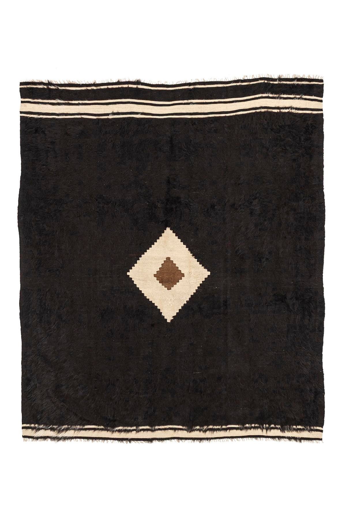 Kars kilim rug