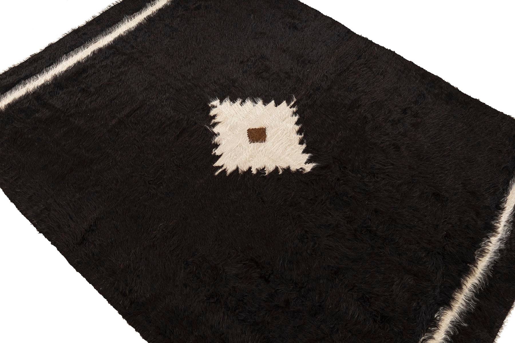 Kars kilim rug