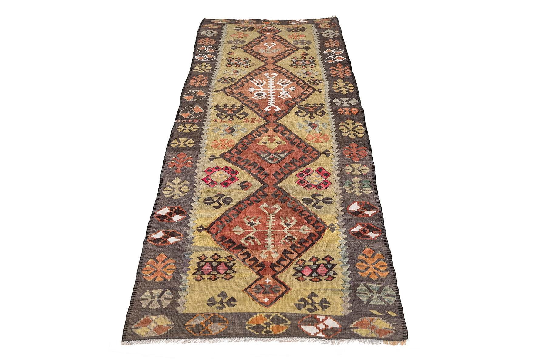Kars kilim rug