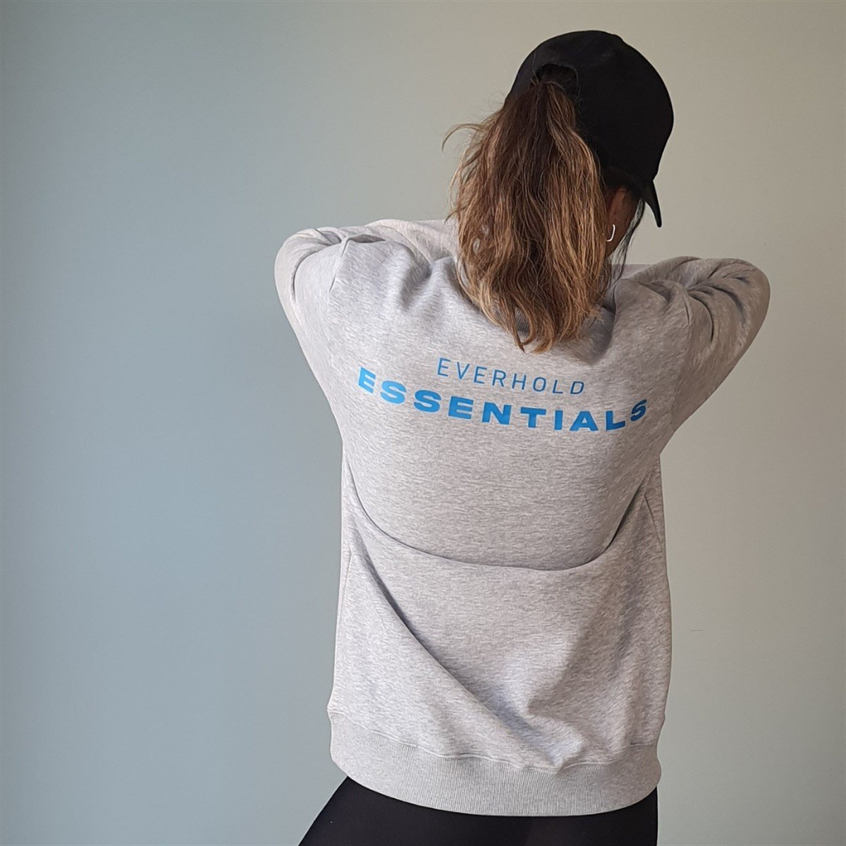 Gri Basic Unisex Sweatshirt