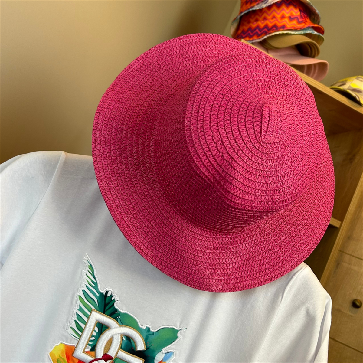 Kadın Pembe Hasır Plaj Şapkası