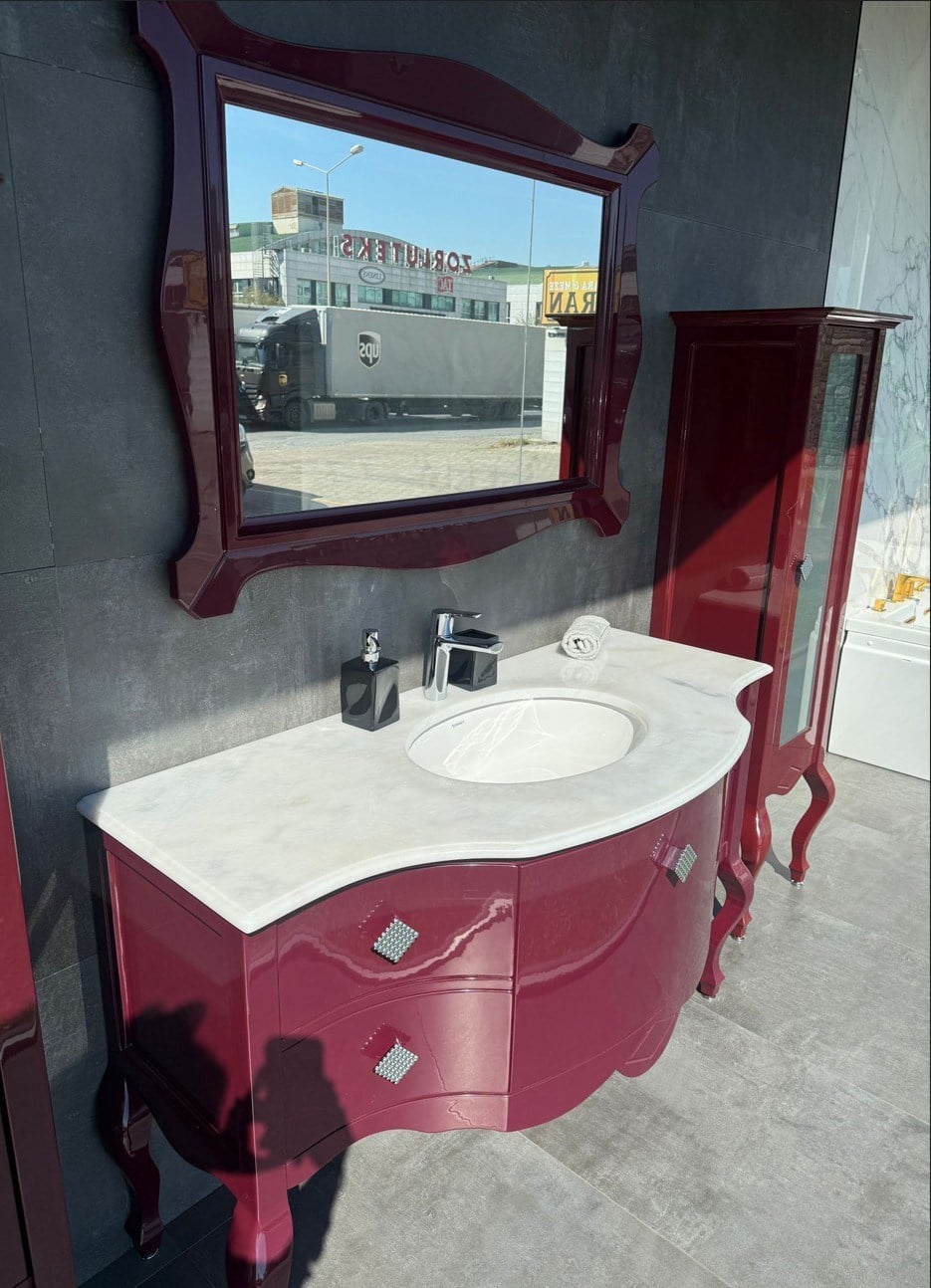 BANYO DOLABI