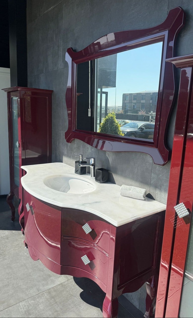 BANYO DOLABI