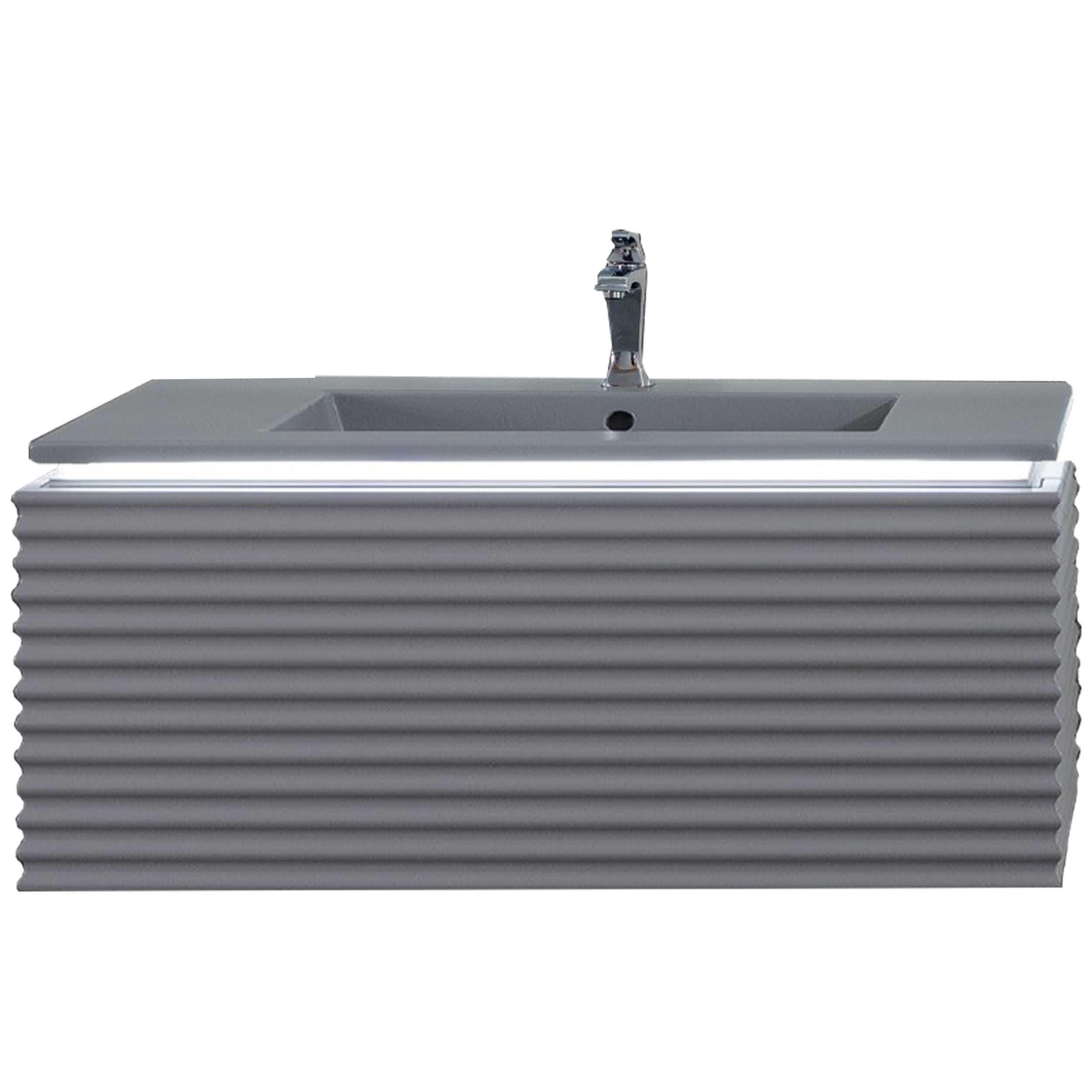 BANYO DOLABI