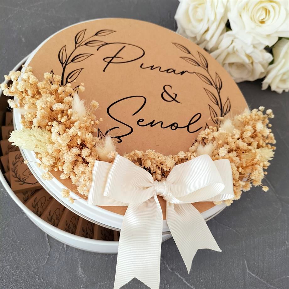 Çiçek Süslemeli Nişan Çikolatası