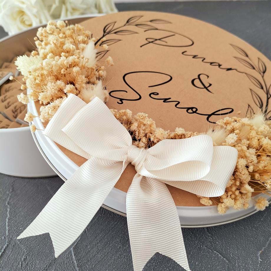 Çiçek Süslemeli Nişan Çikolatası