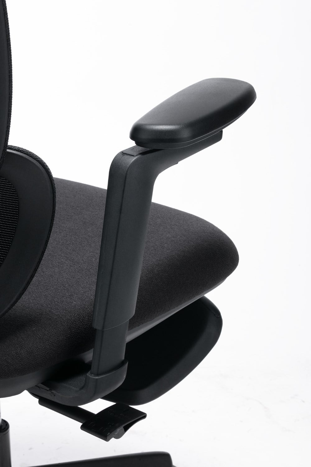 Smart Ergonomik Yönetici Koltuğu | 3D Kol Ayarlı, Ayak Uzatmalı, File Sırt