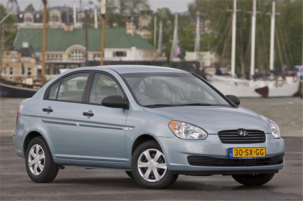 HYUNDAI Accent  01.2006 sonrası (Sabit Topuz)