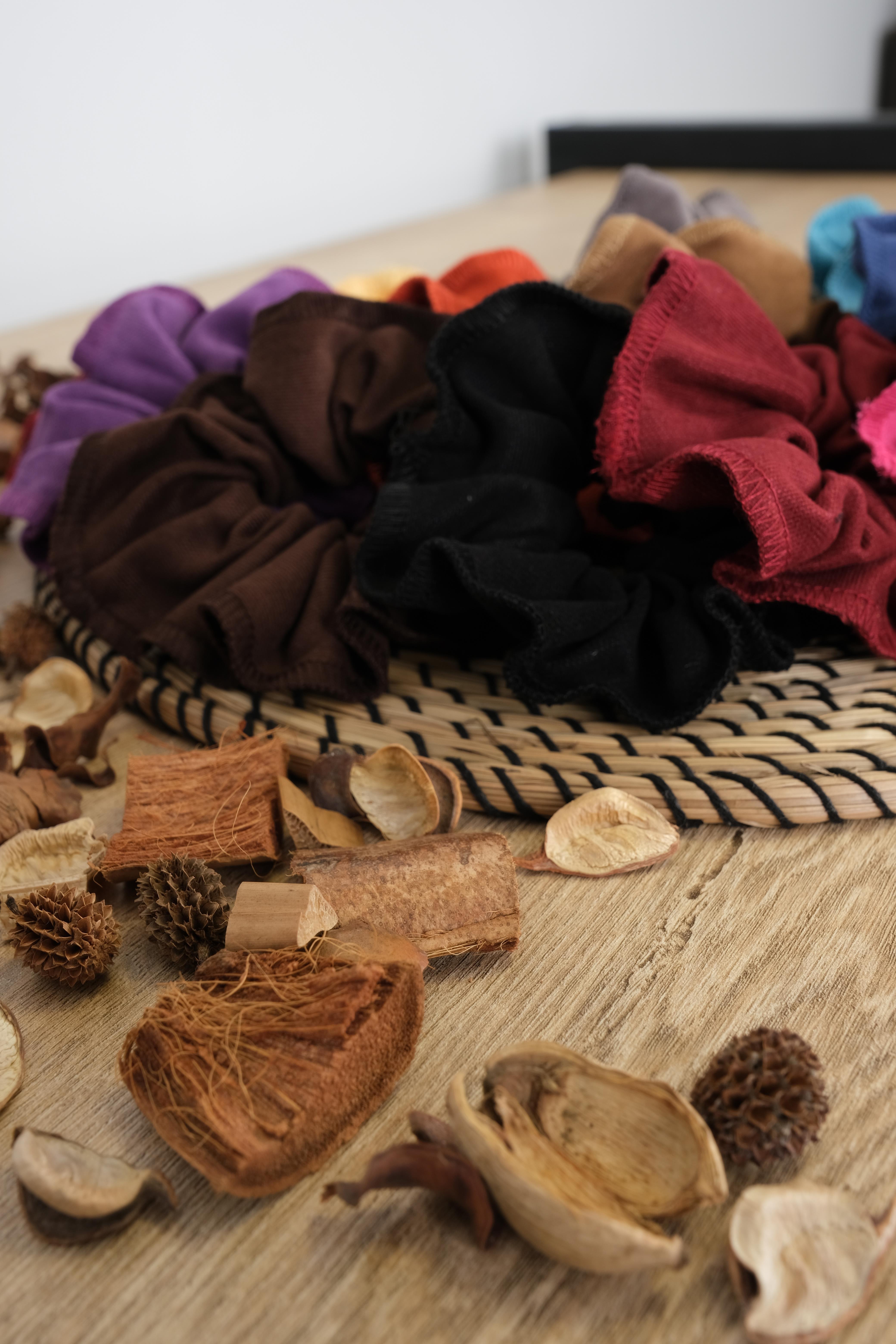 25'li Kadife Dokulu Saç Tokası Renkli 