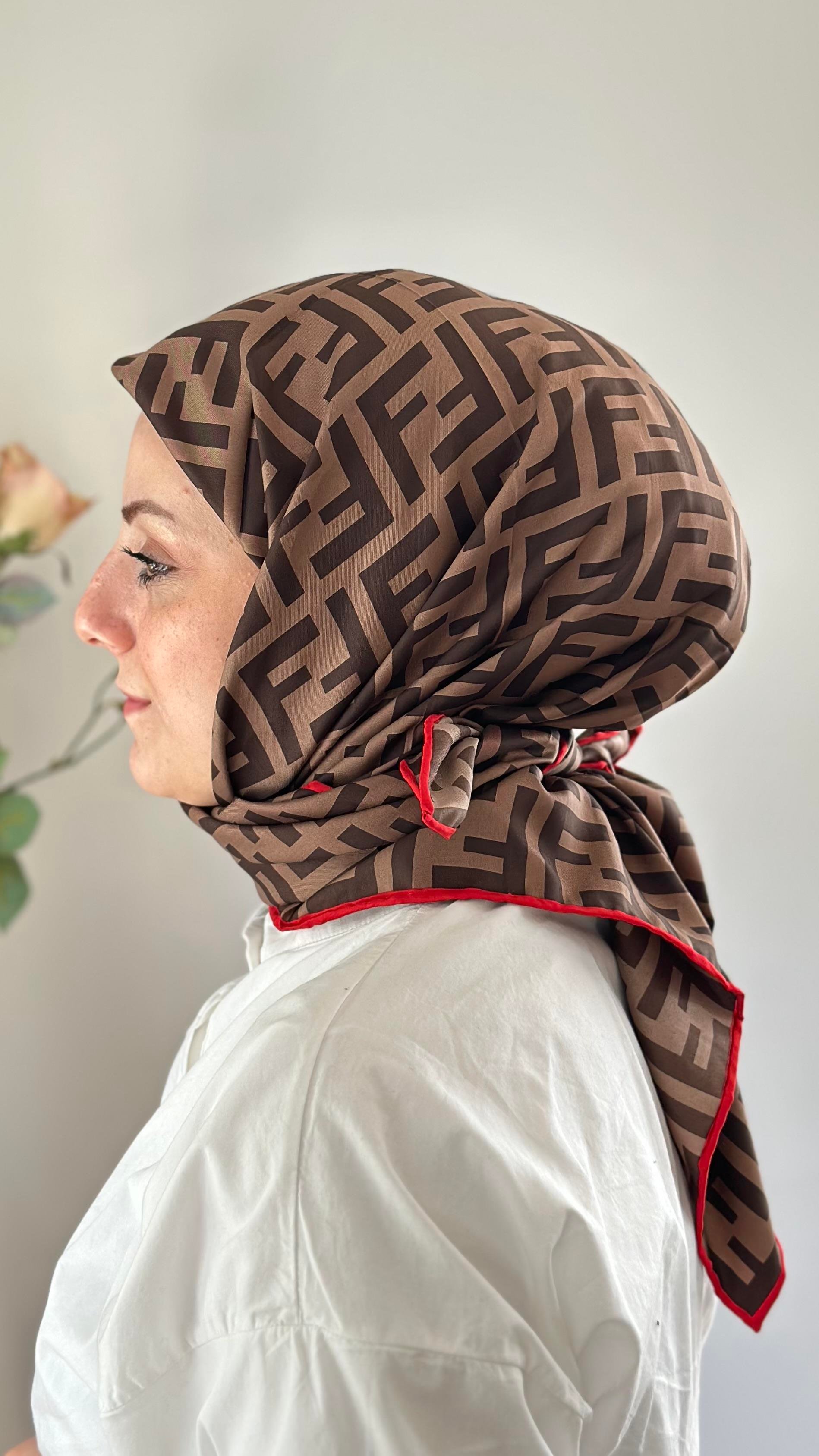 F Desen Kahve Twill İpek Eşarp