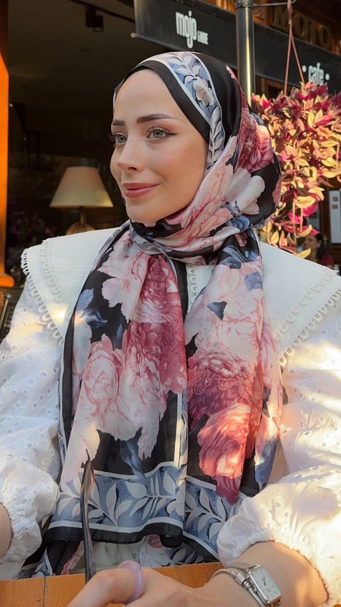 Gül Model Vual İpek