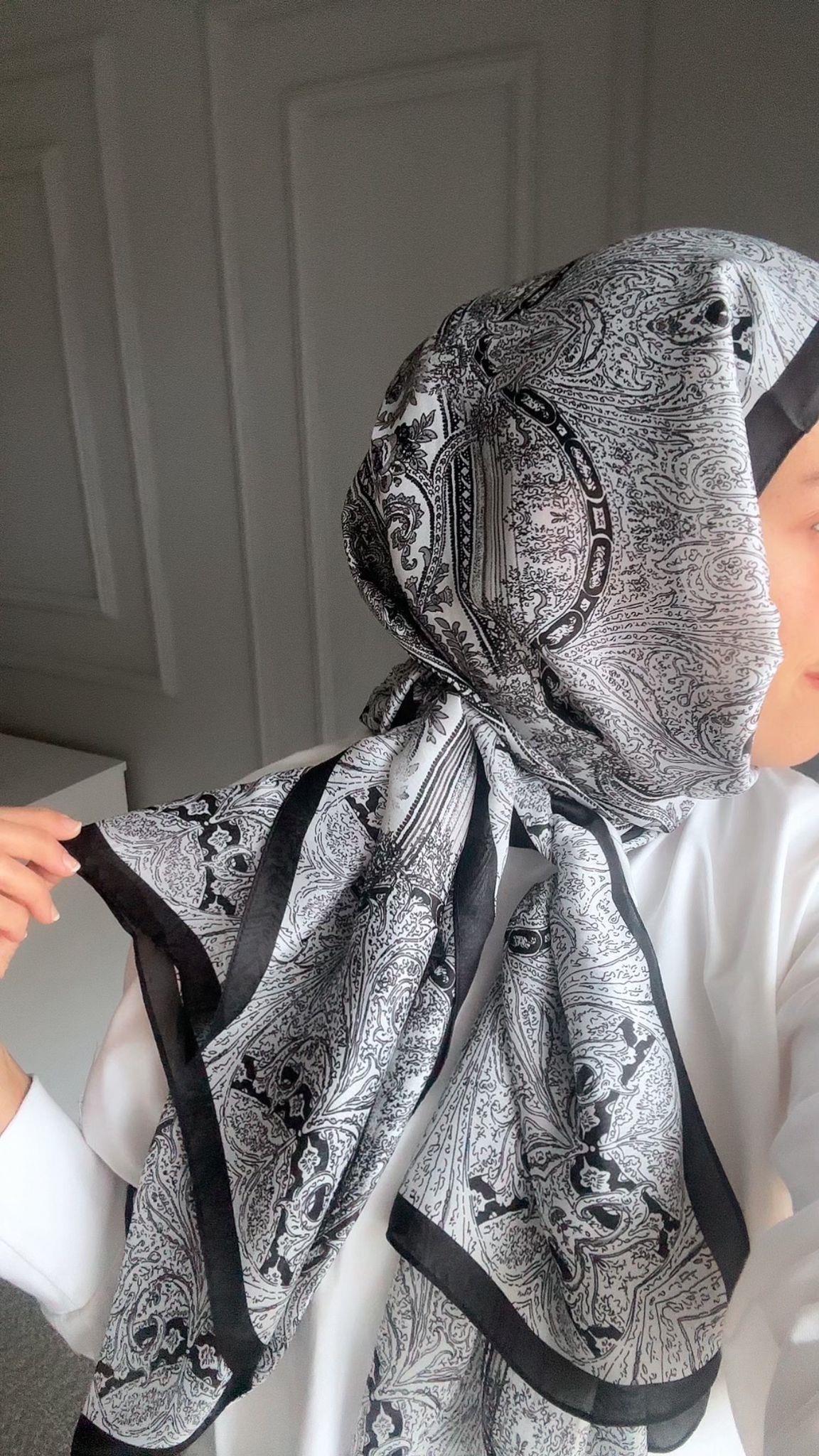 Siyah Vual İpek Şal