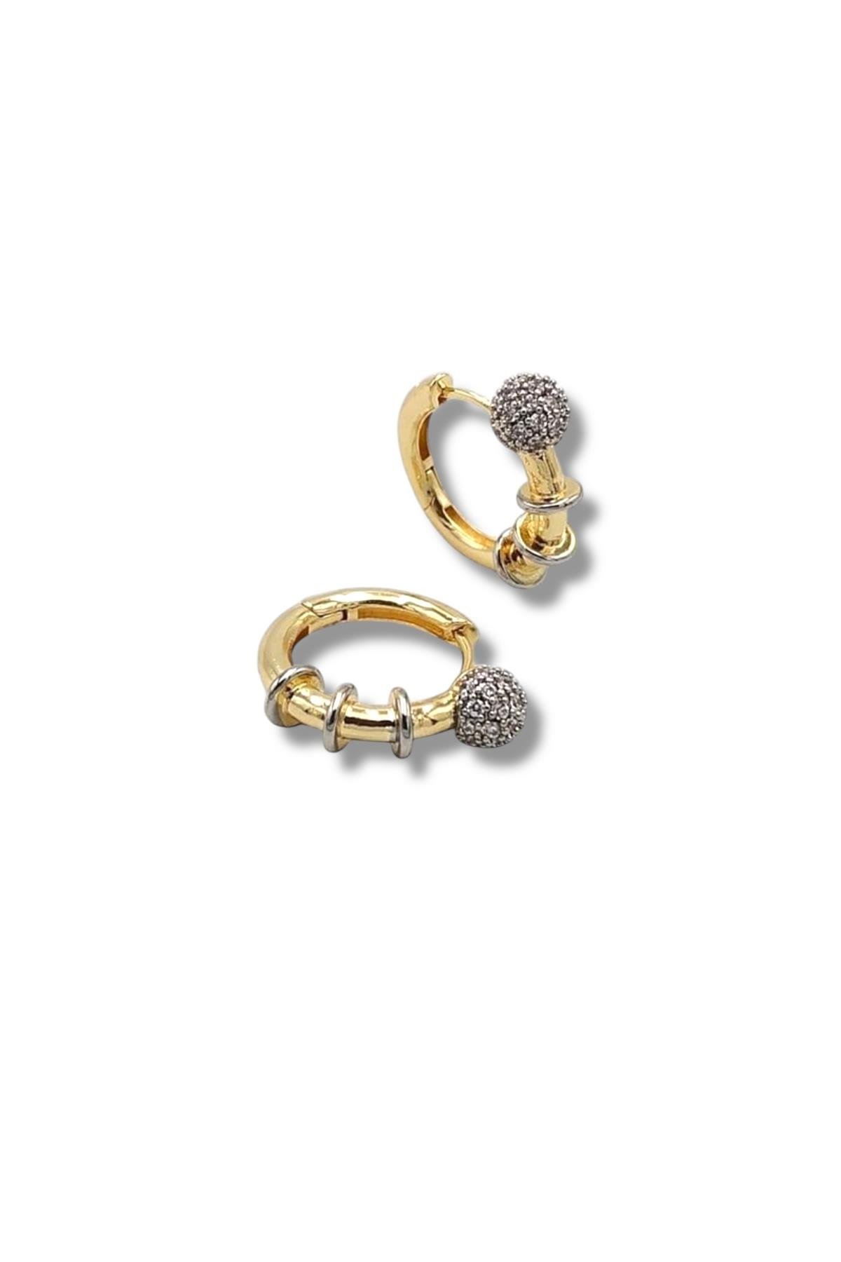 Curved İn Gold