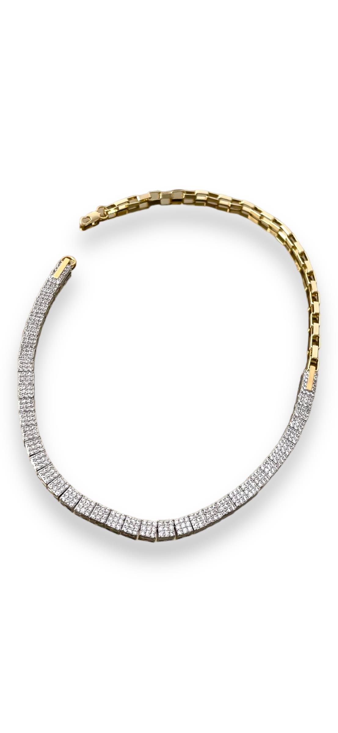 Gold Zincir Detaylı Zirkon Taşlı Kolye