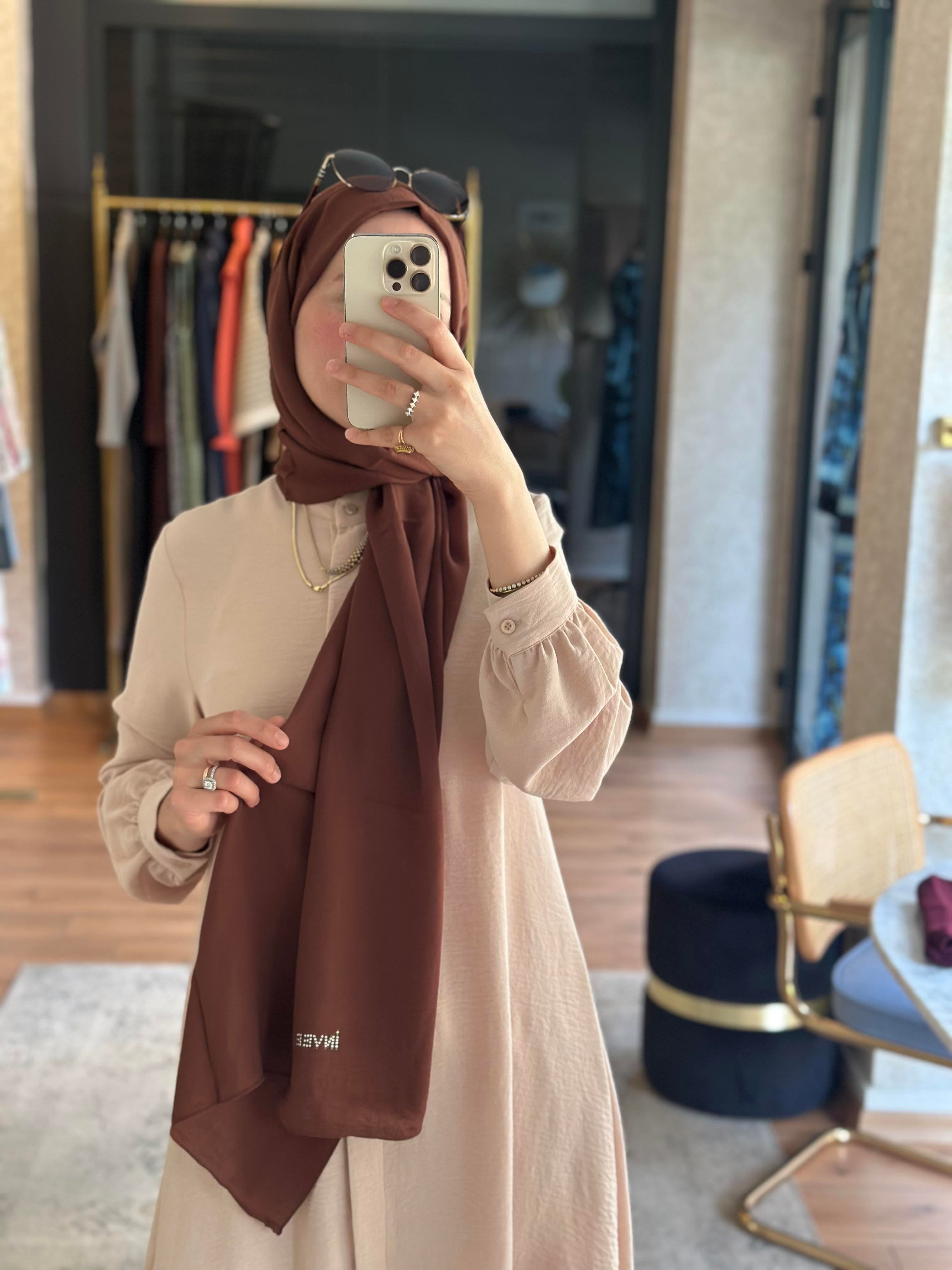 Hanım Hatun Farah Takım Bej