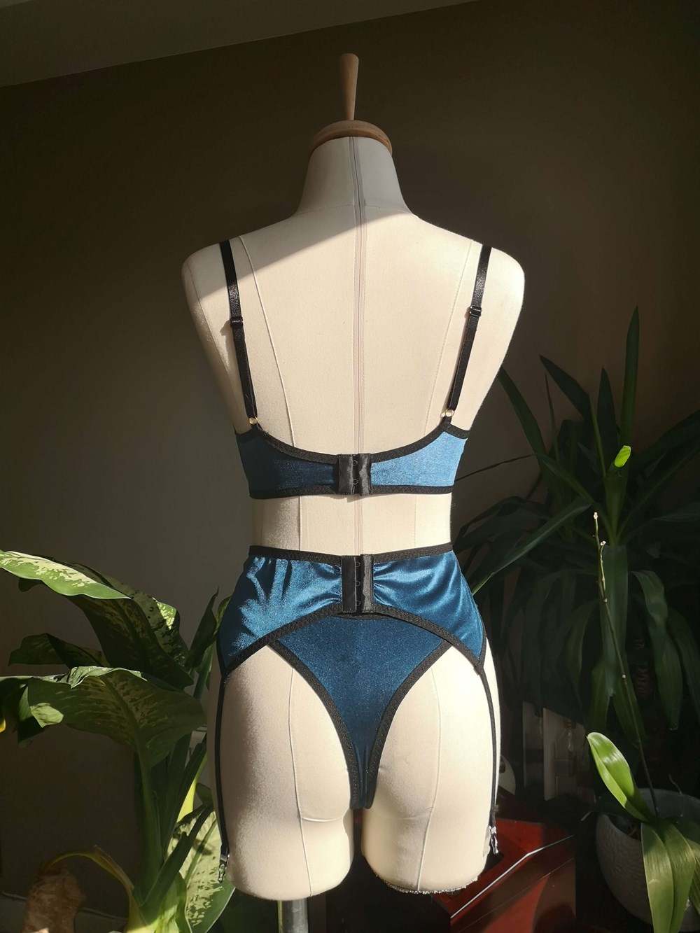 Black Ava Balenli Bra Tanga Takım