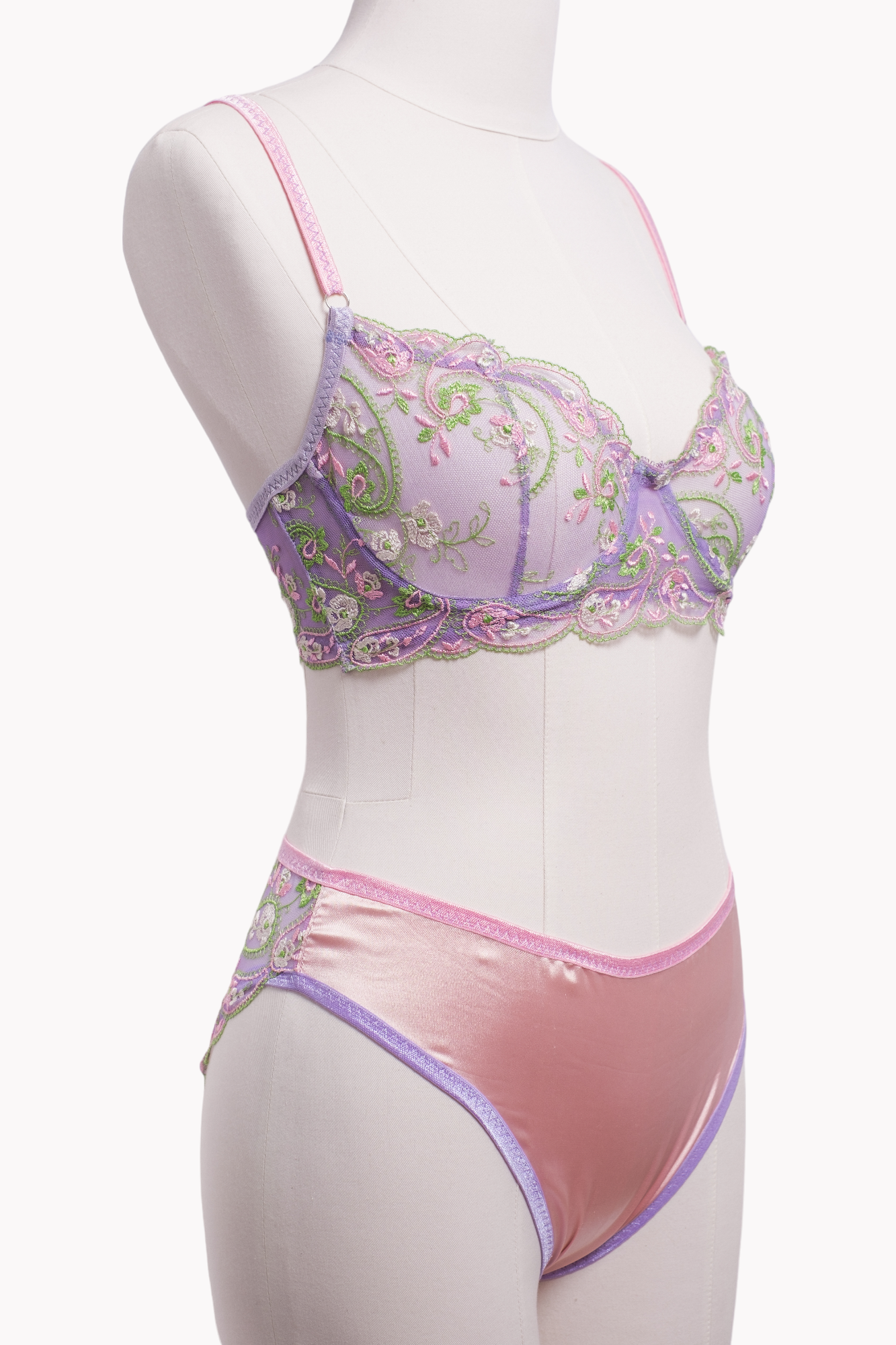 Violet Balenli Bra Külot Takım