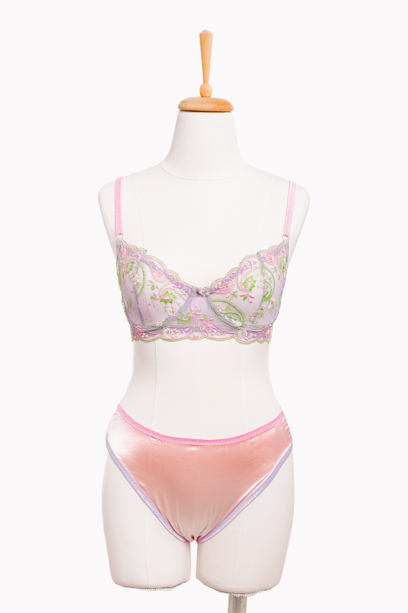 Violet Balenli Bra Külot Takım