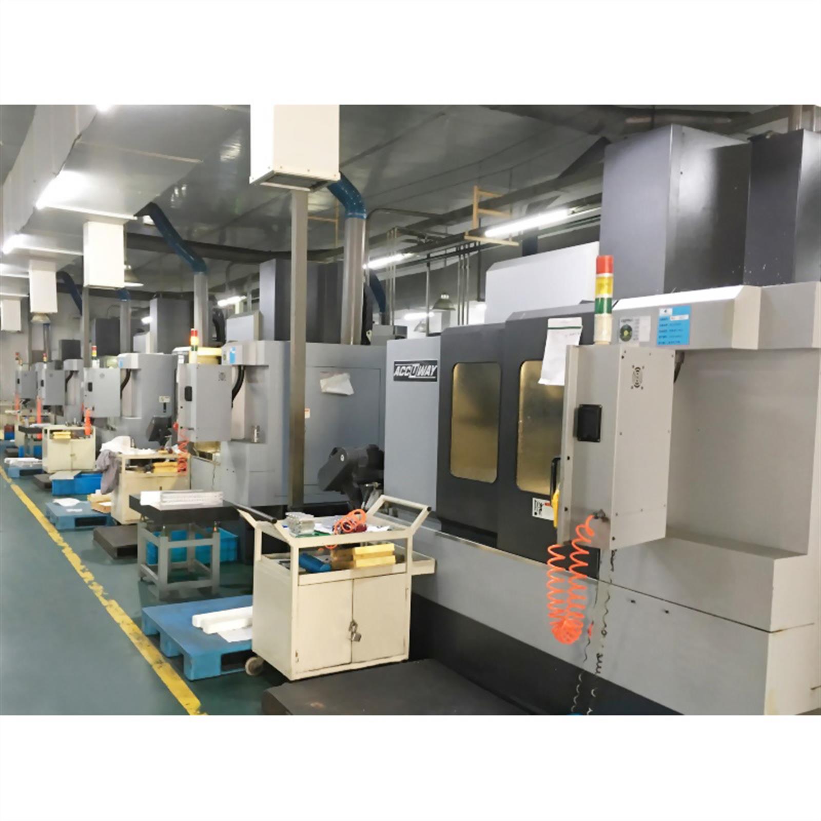 Accuway UM-110 Vertical Machining Center