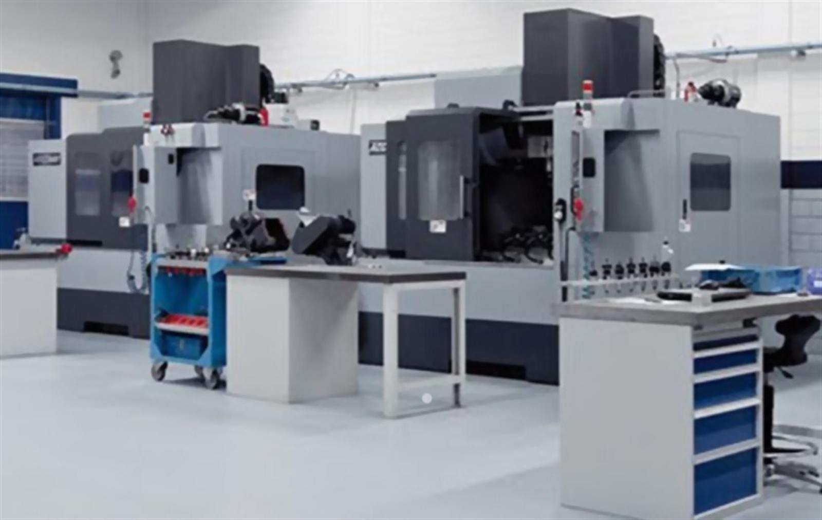 Accuway UM-110 Vertical Machining Center