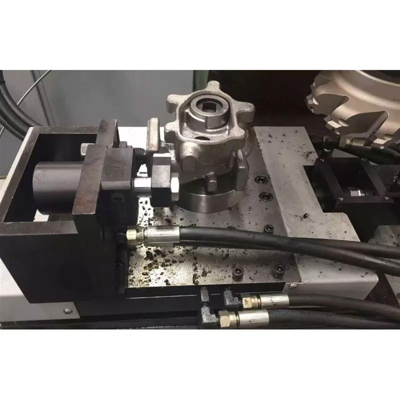 Accuway UM-110W Vertical Machining Center