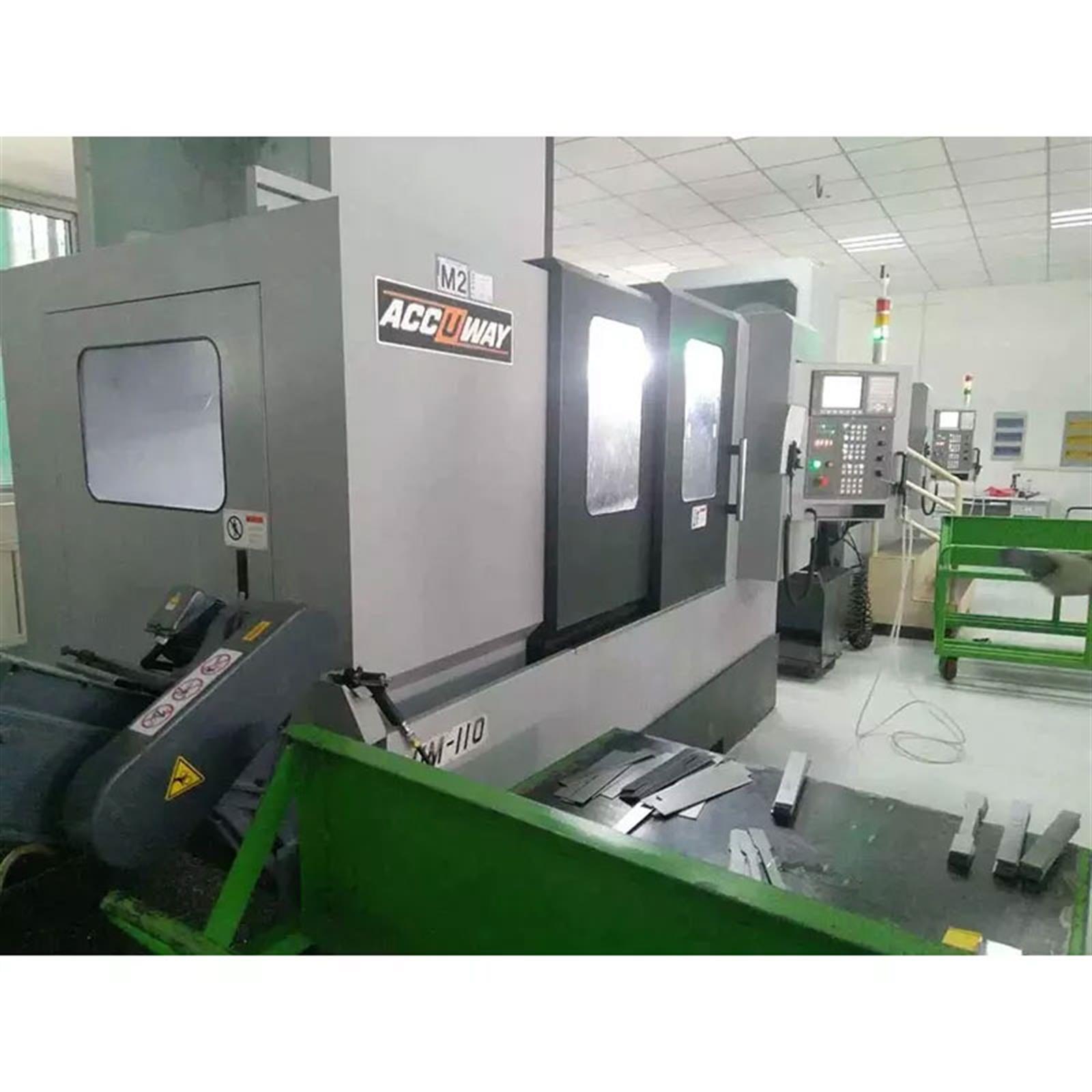 Accuway UM-110W Vertical Machining Center
