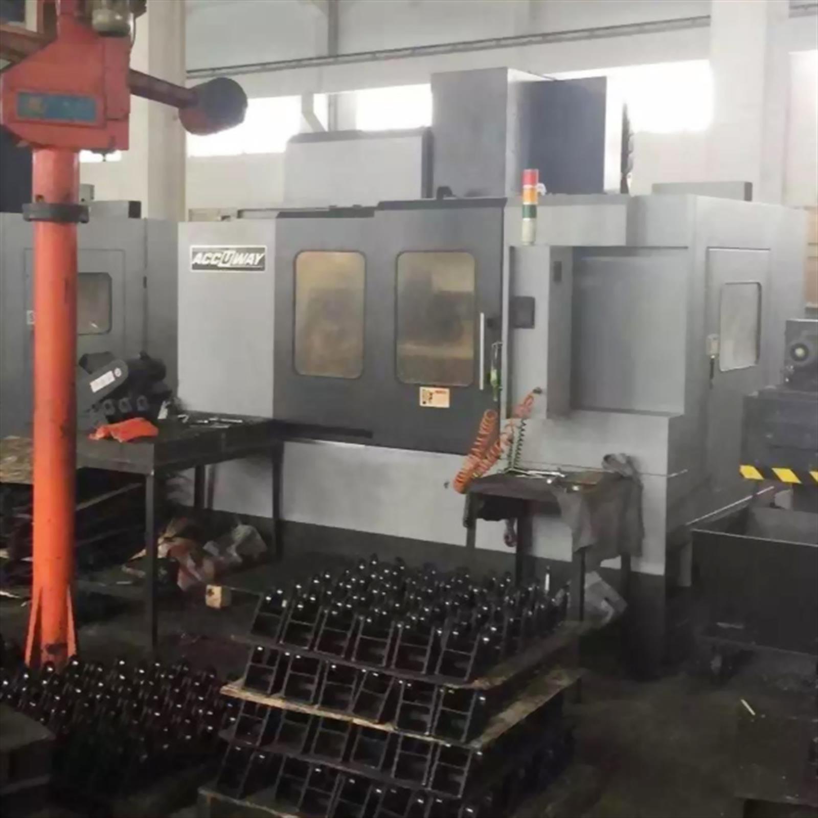 Accuway UM-130 Vertical Machining Center