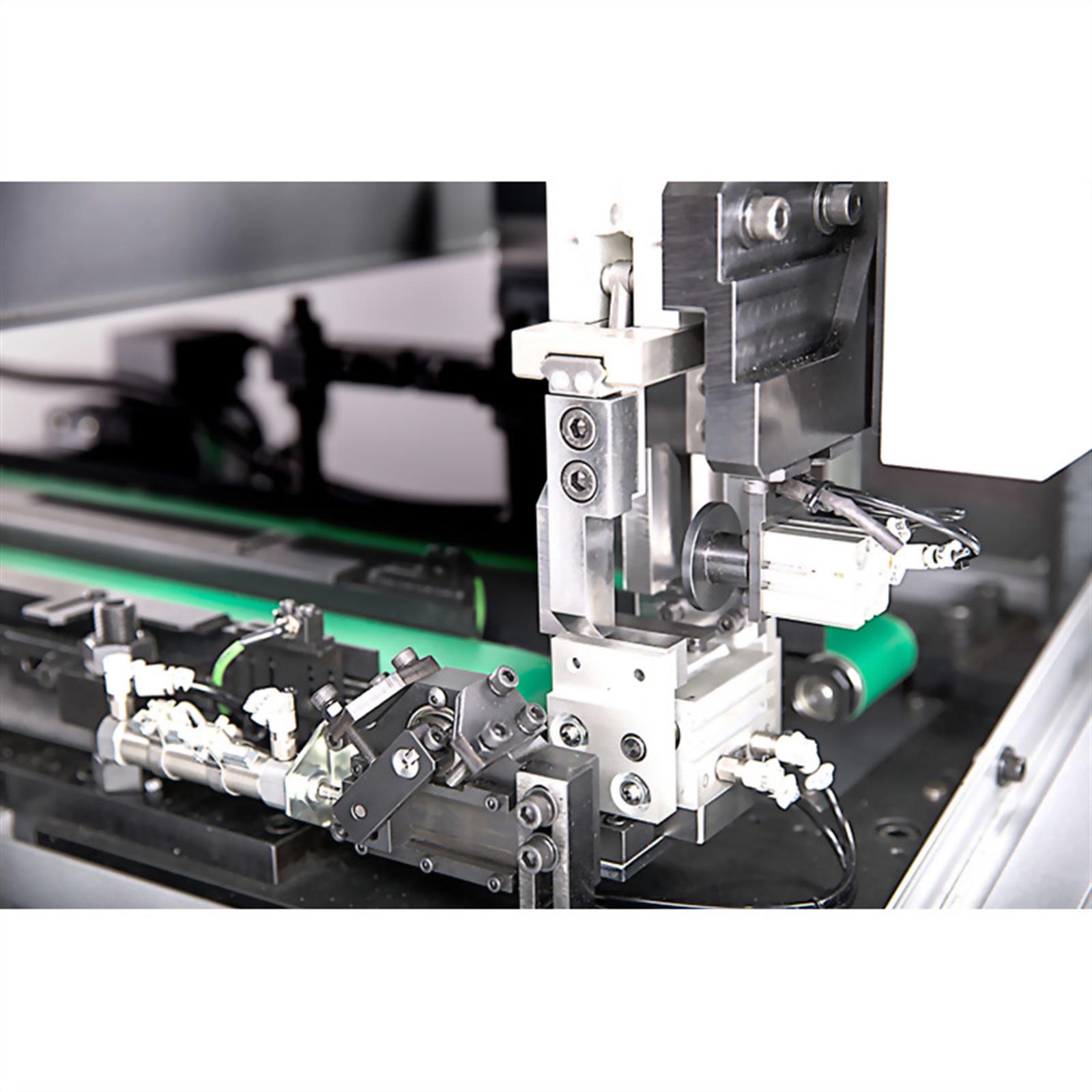 Accuway UT-100   Slant Bed Linear Way CNC Lathe