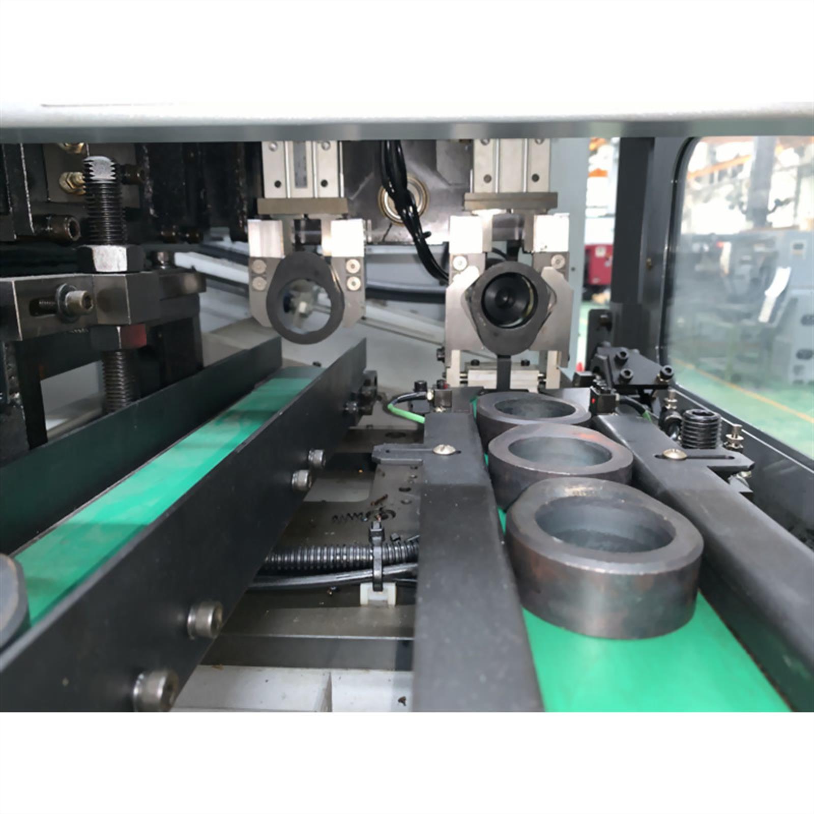 Accuway UT-100Y Slant Bed Linear Way CNC Lathe
