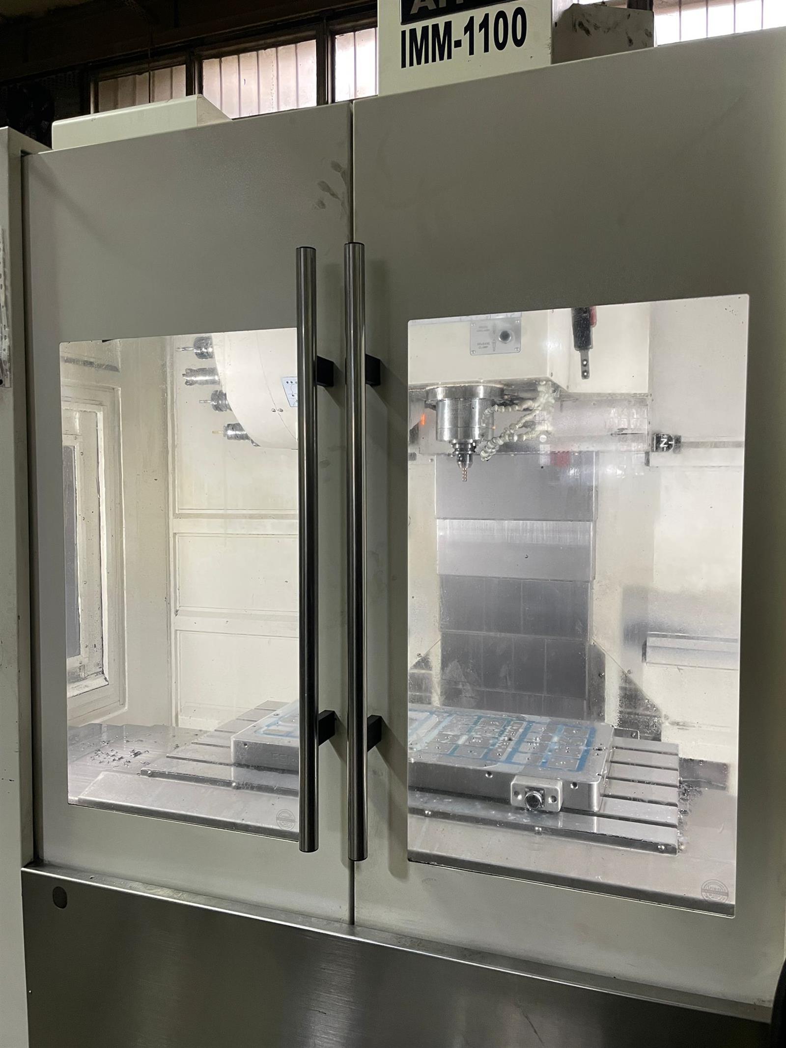 Arion IMM-1100 CNC Vertical Machining Center
