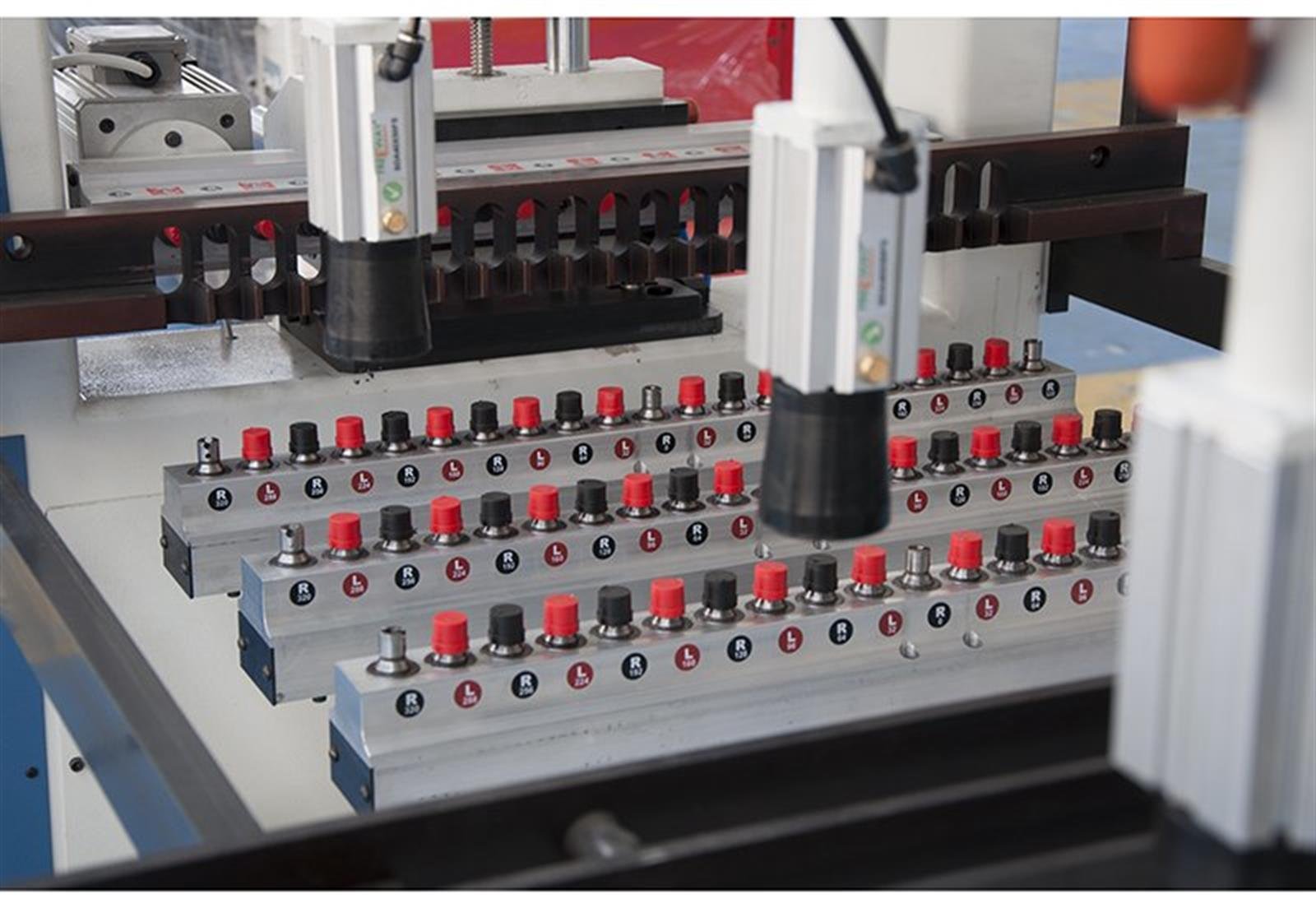 Artemak Mega 4D Digital Multi Hole Machine