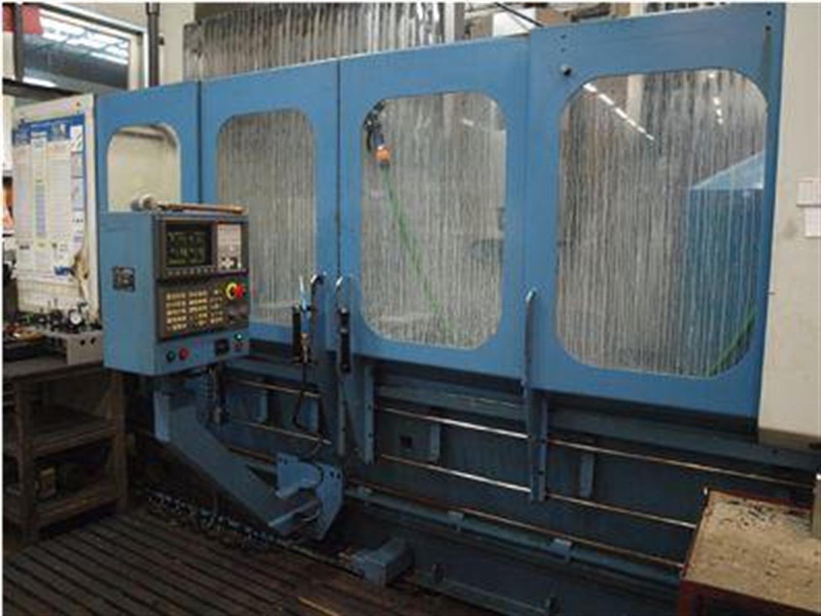 AXA VHC-2 Machining center - vertical