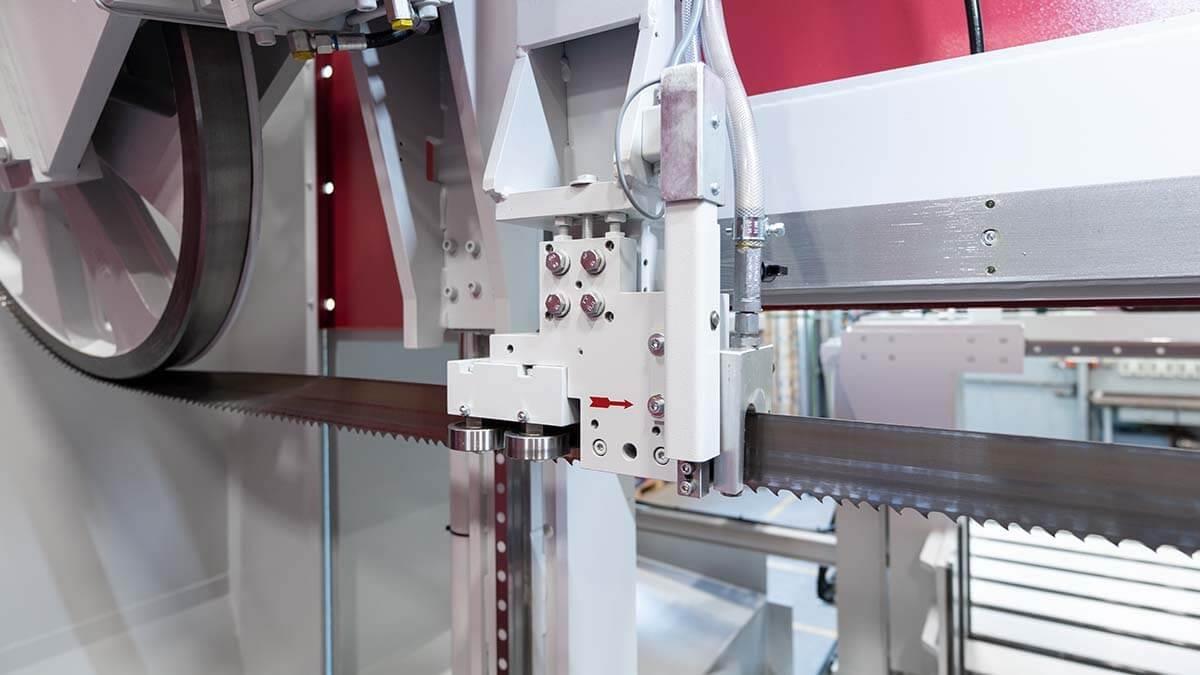 Behringer HBM800A High-Performance Production Band Saw