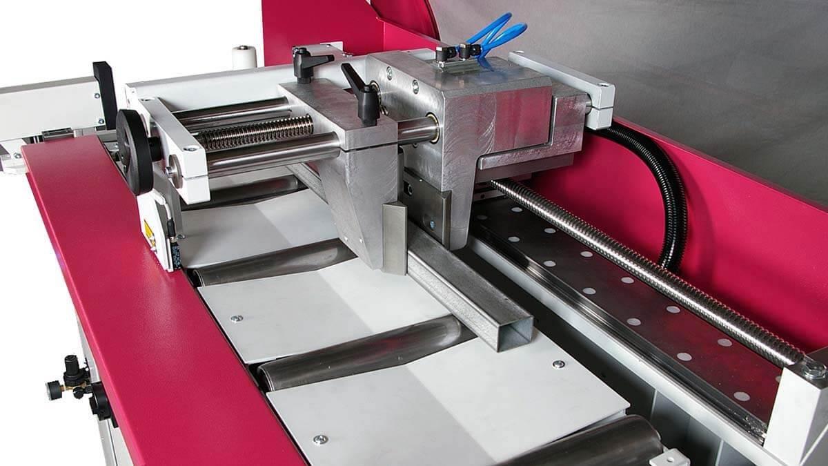 Behringer VMS 370 A Automatic Cold Saw