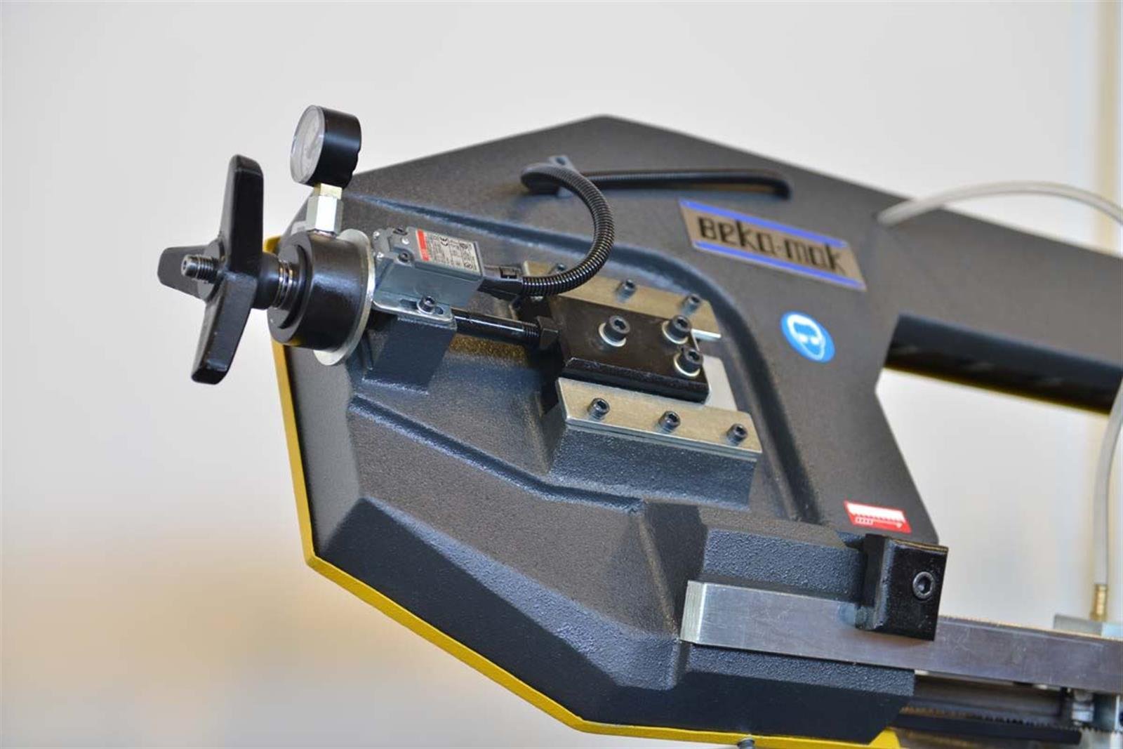 Bekamak BMS-270DG DG Double Mitre