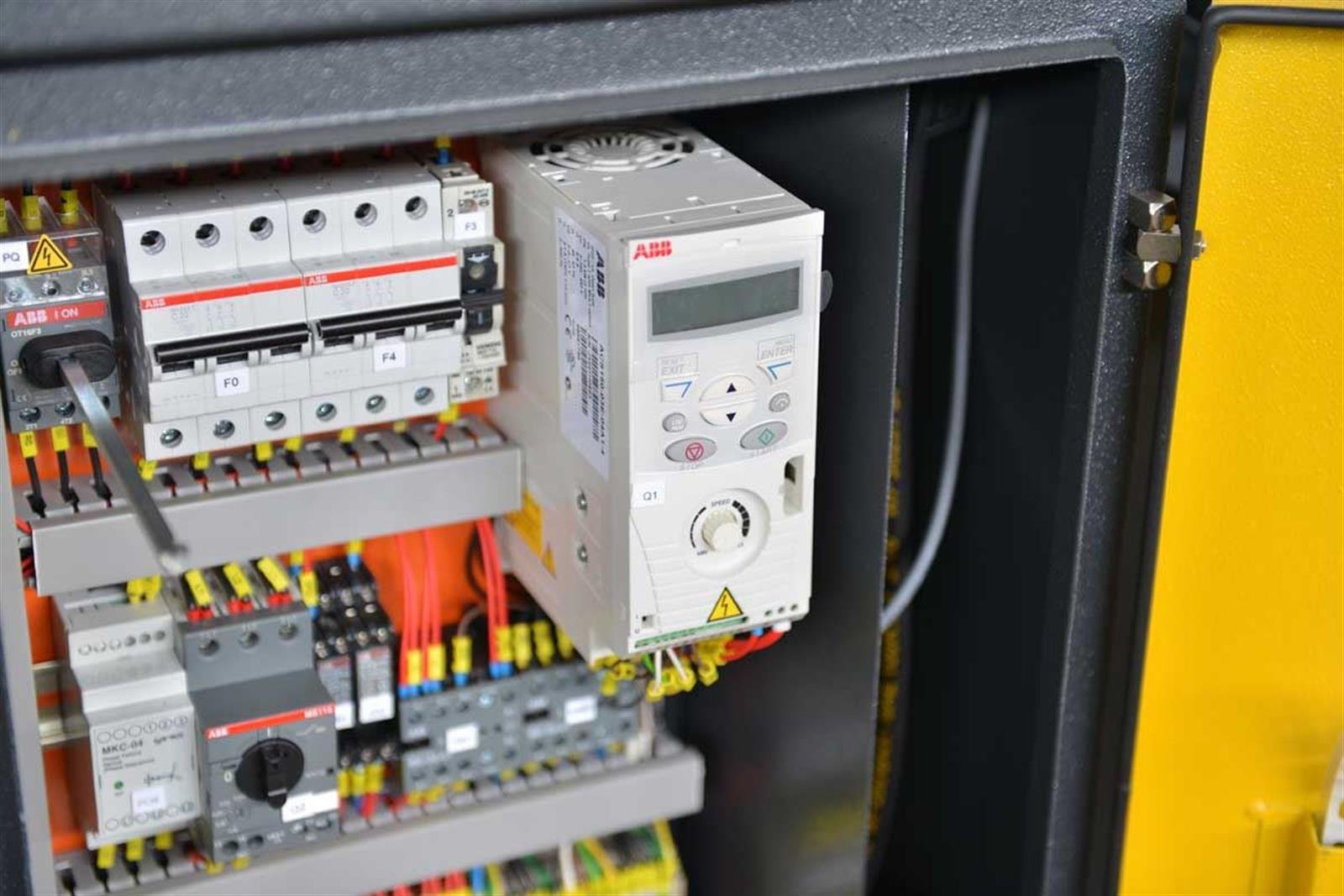 Bekamak BMS-320 Straight Cut