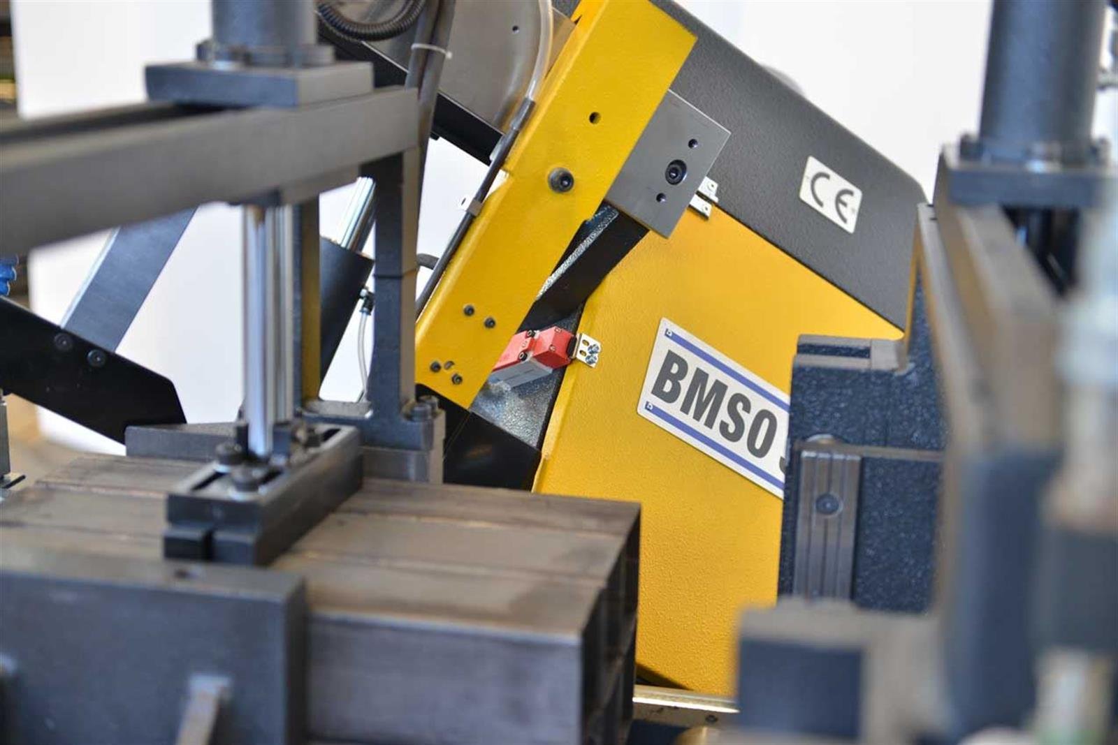 Bekamak BMSO-320GLH NC Fully Automatic G Mitre