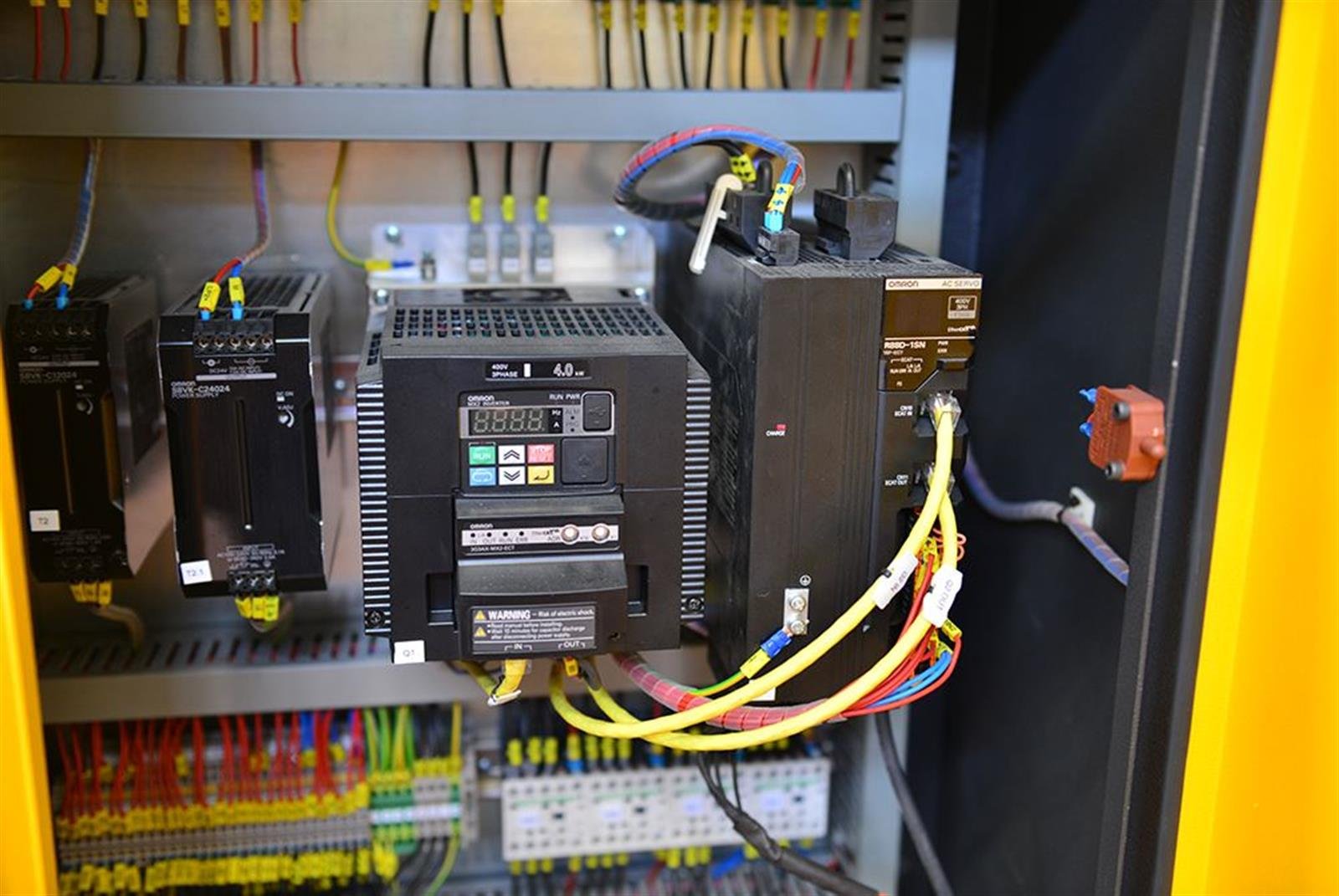 Bekamak BMSO-325CGS NC Fully Automatic Cgh Mitre