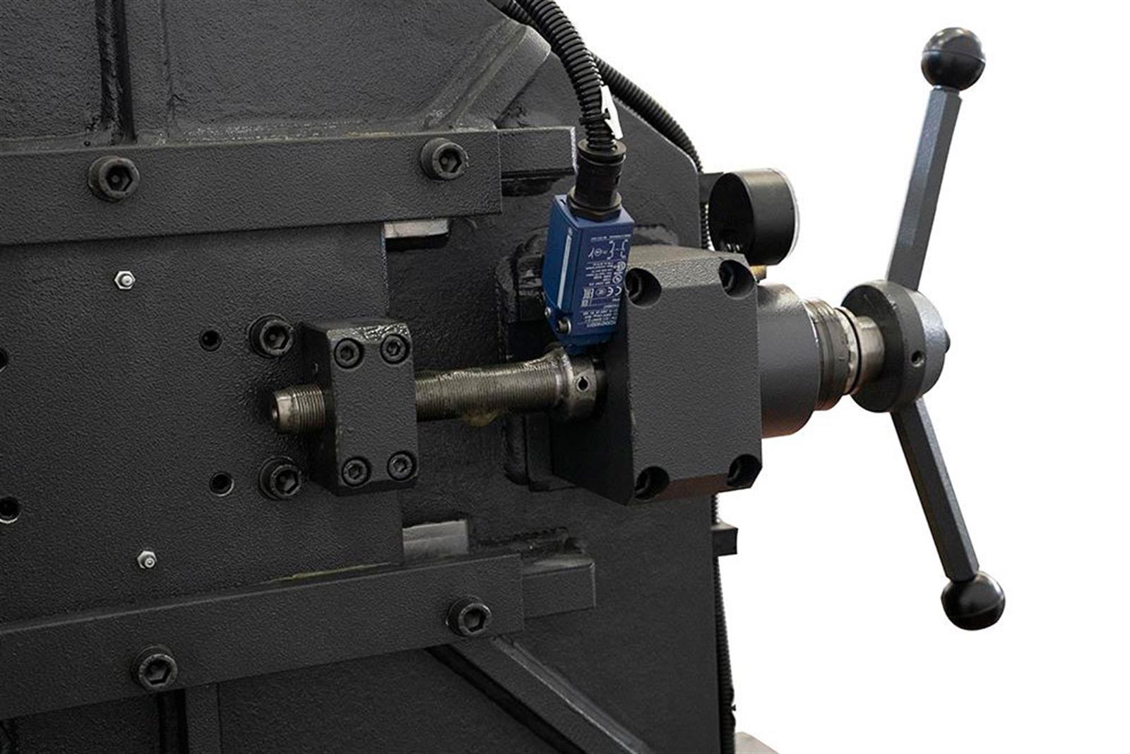 Bekamak BMSO-330C C Straight Cut