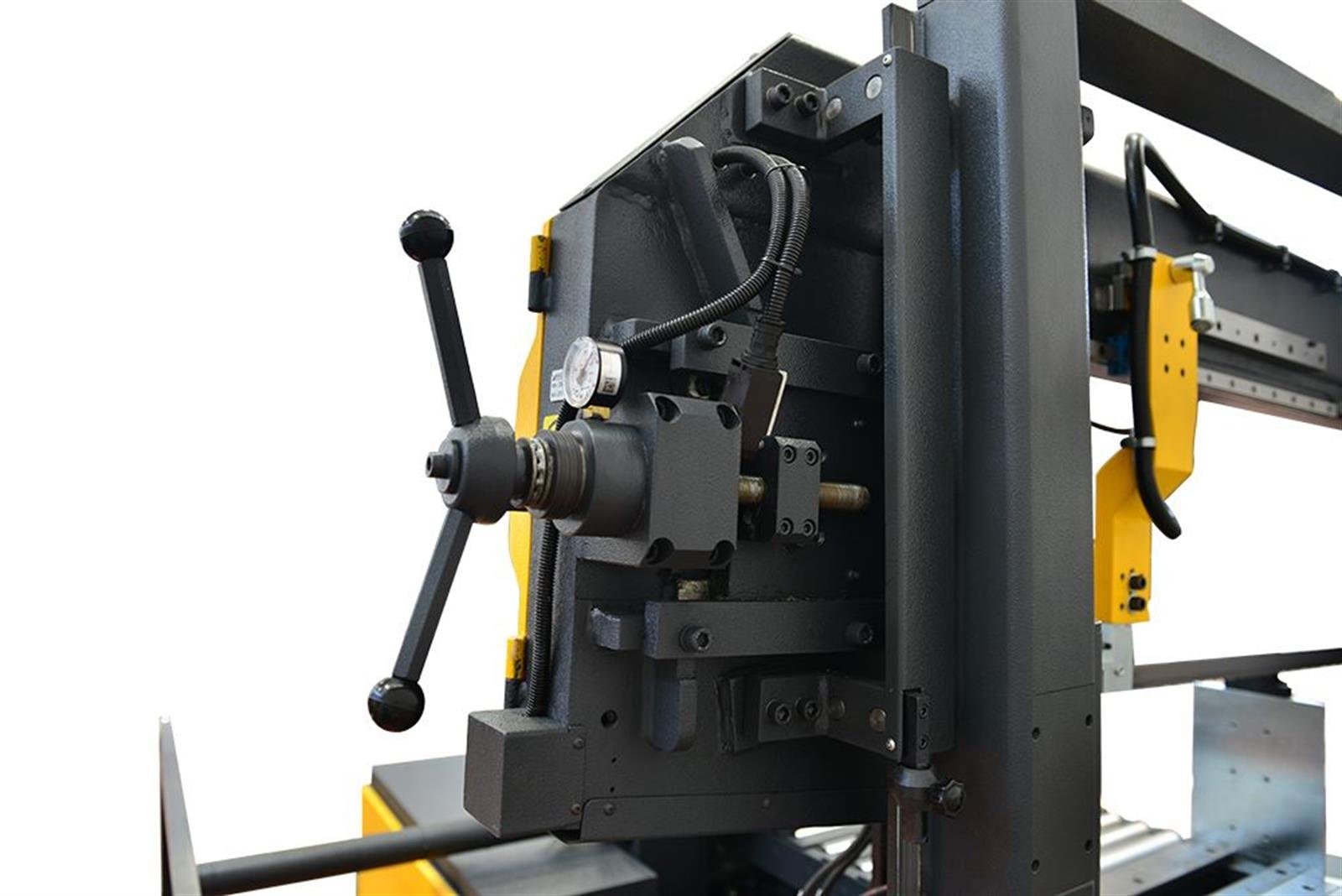 Bekamak BMSO-360CGH NC Fully Automatic Cgh Mitre