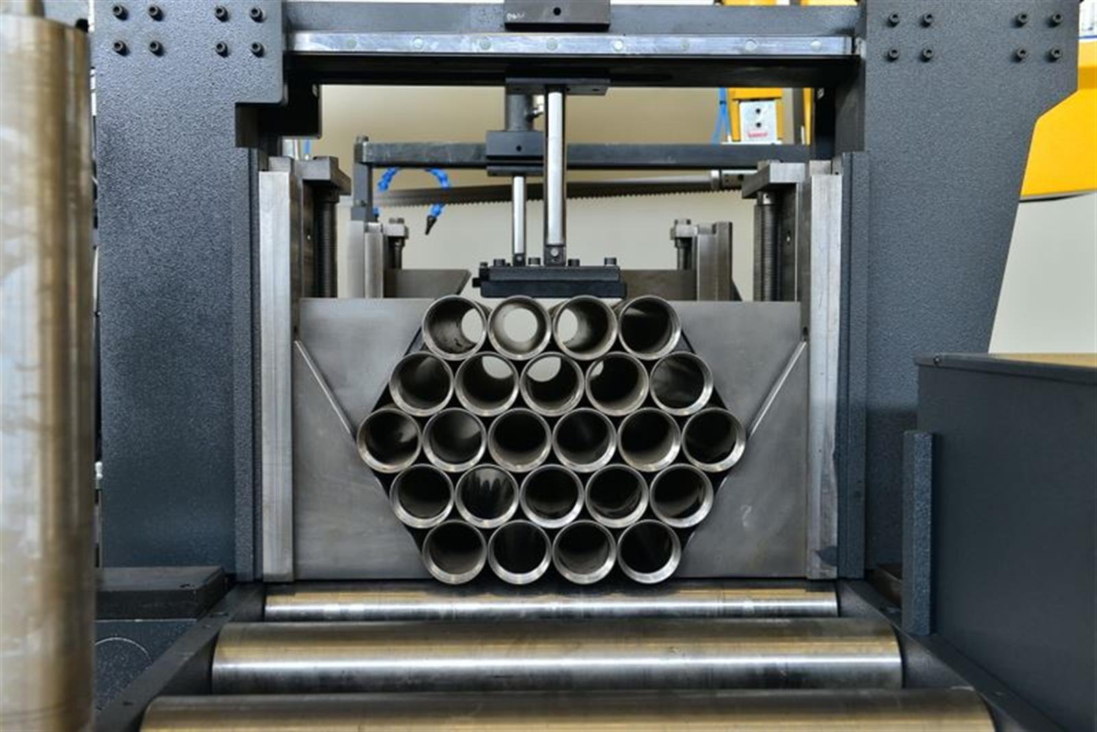 Bekamak BMSO-540CGH NC Fully Automatic Cgh Mitre