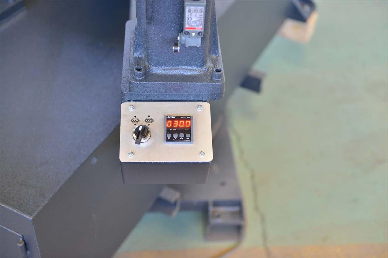 Bekamak BMSY-360CGH Semi-automatic Cgh Mitre