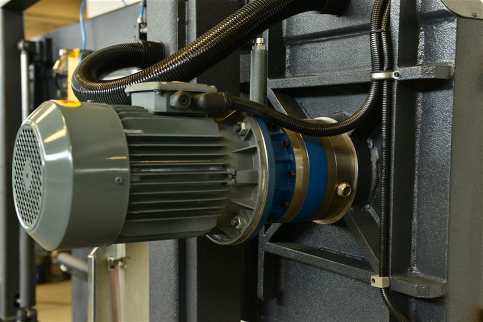 Bekamak BMSY-360CGH Semi-automatic Cgh Mitre