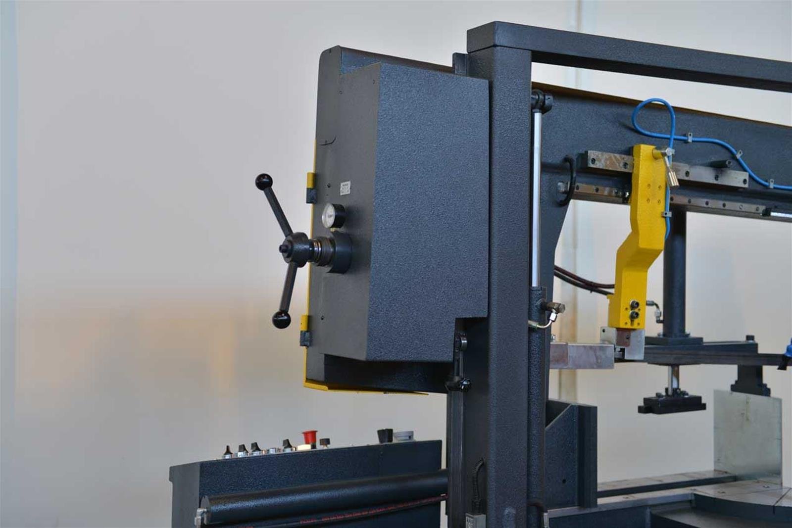 Bekamak BMSY-360CGH Semi-automatic Cgh Mitre