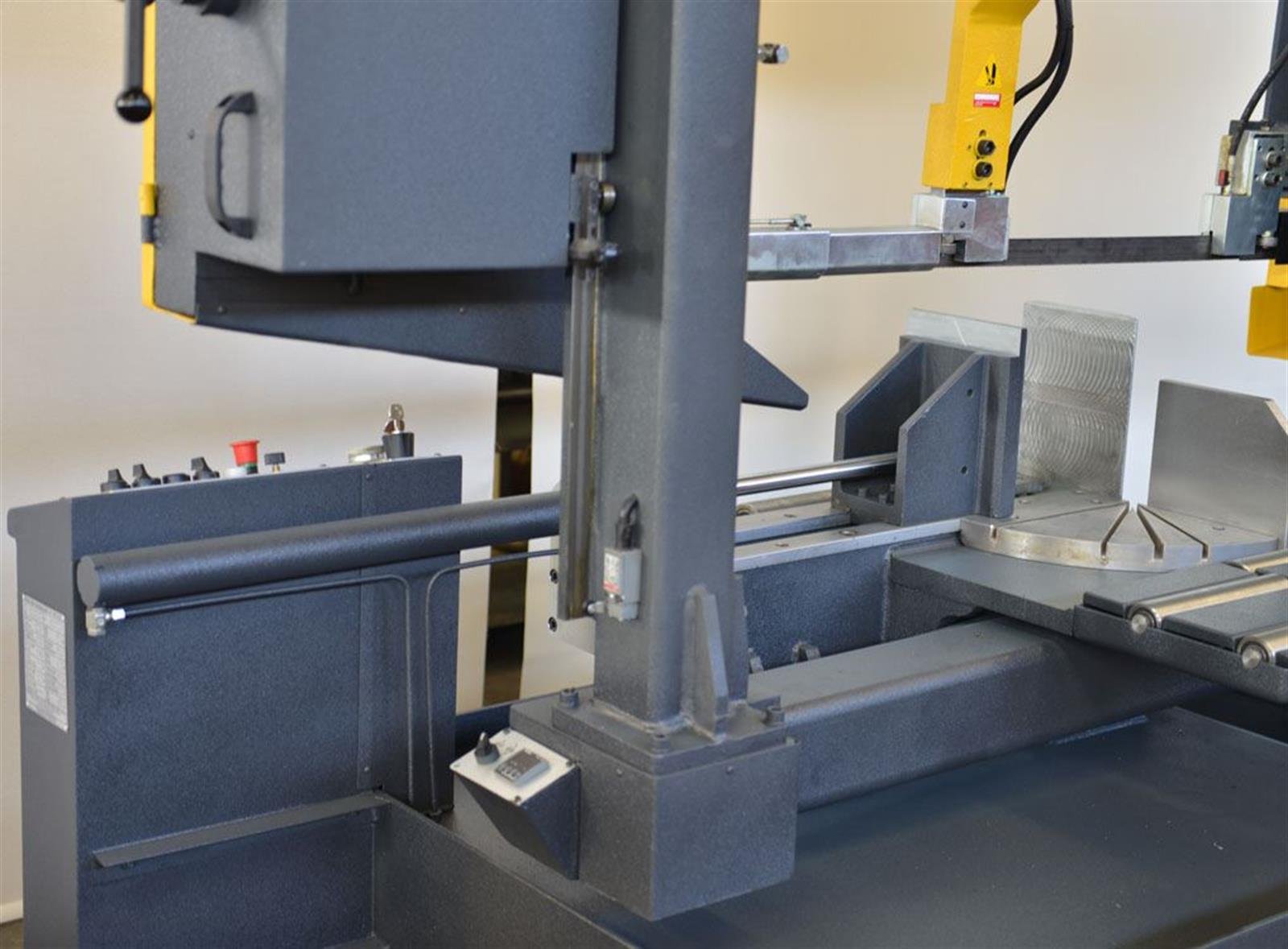 Bekamak BMSY-540CGH Semi-automatic Cgh Mitre
