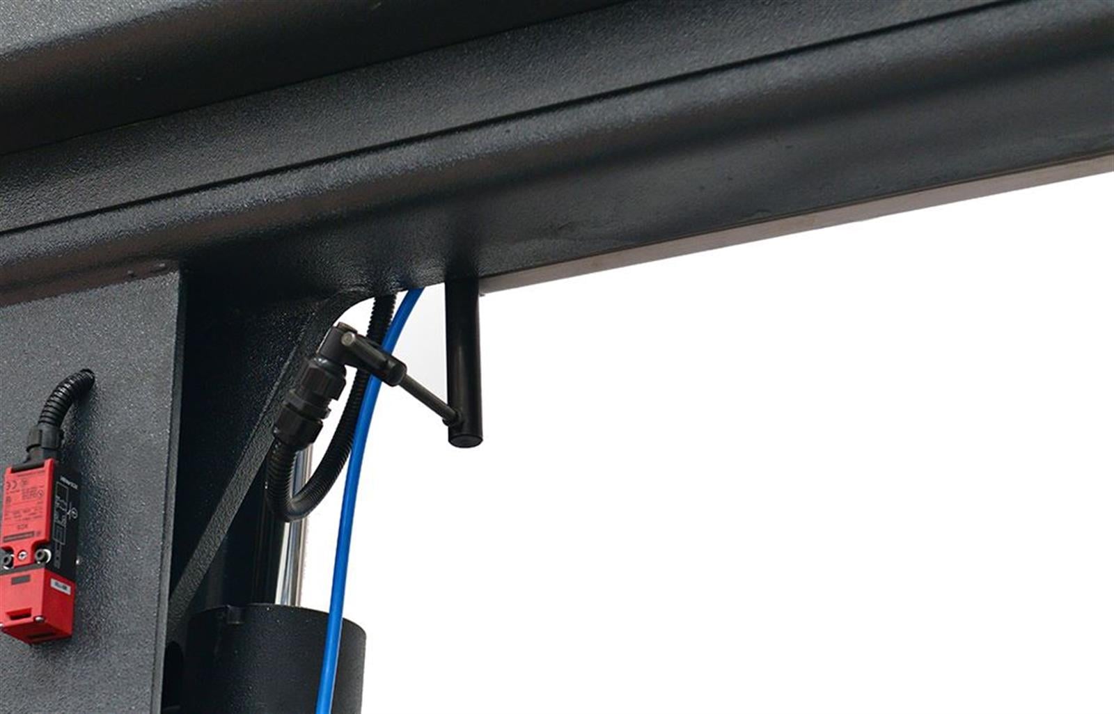 Bekamak BMSY-560C C Straight Cutting