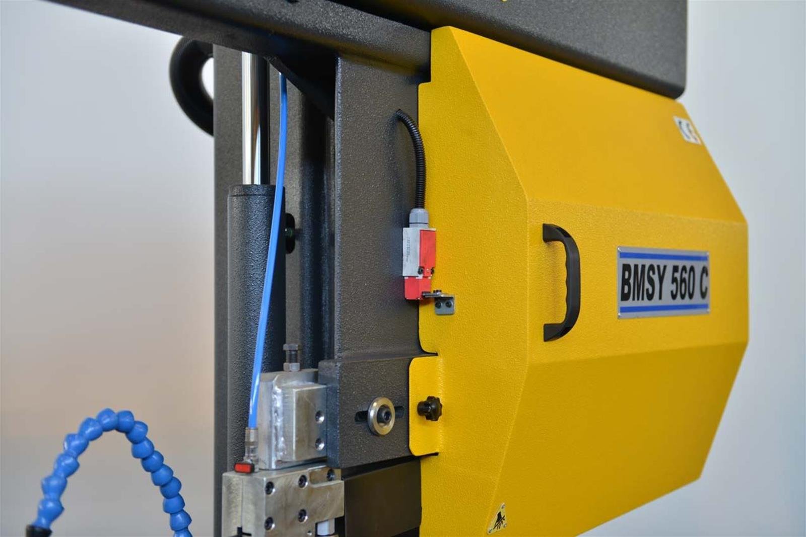 Bekamak BMSY-560C C Straight Cutting